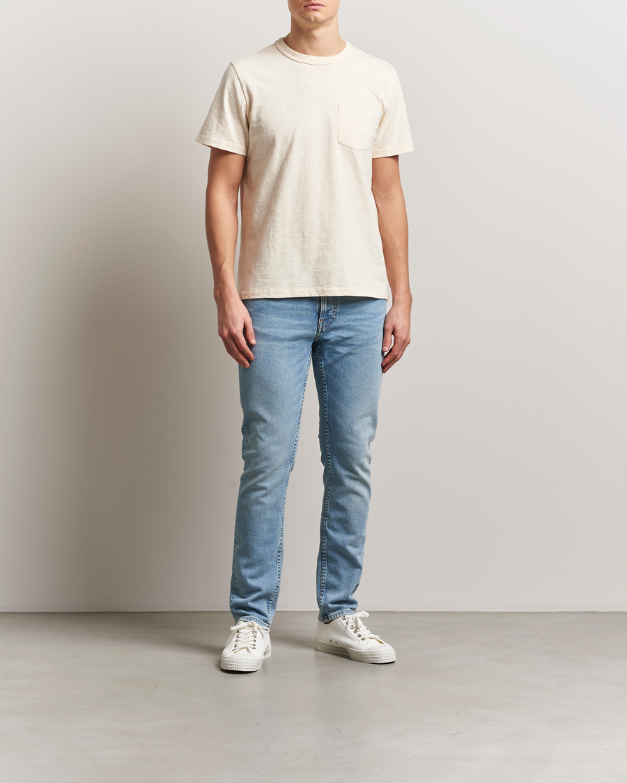 Men | T-Shirts | Nudie Jeans | Roy Heavy Slub T-Shirt Ecru