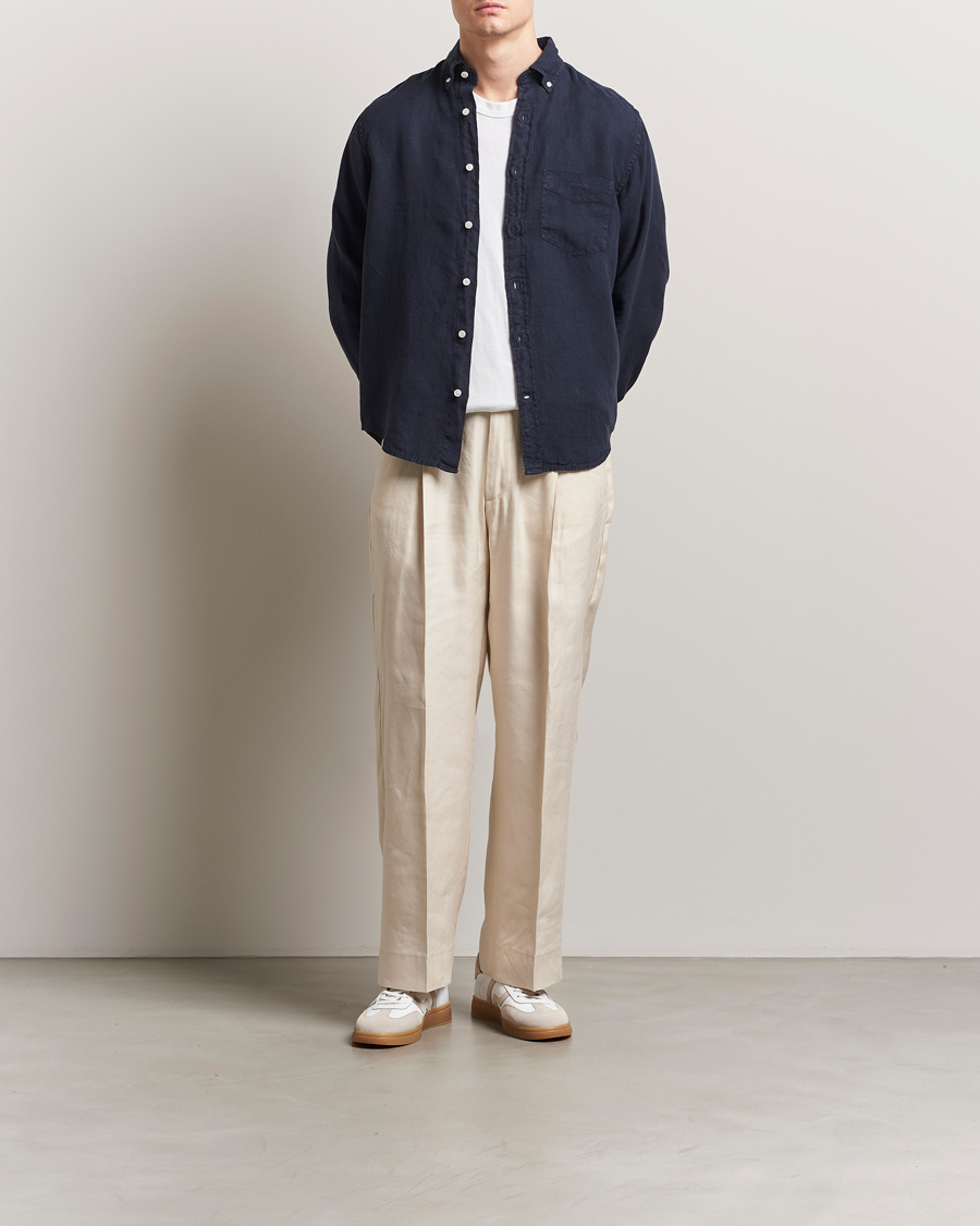 Men | Shirts | GANT | Regular Fit Garment Dyed Linen Shirt Evening Blue