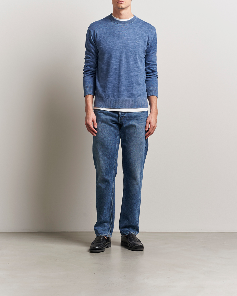 Men | Sweaters & Knitwear | GANT | Sunfaded Crew Neck Sweater Persian Blue