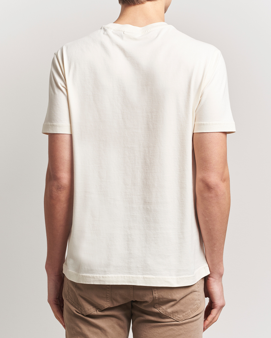Men | T-Shirts | GANT | Small Graphic Crew Neck T-Shirt Cream
