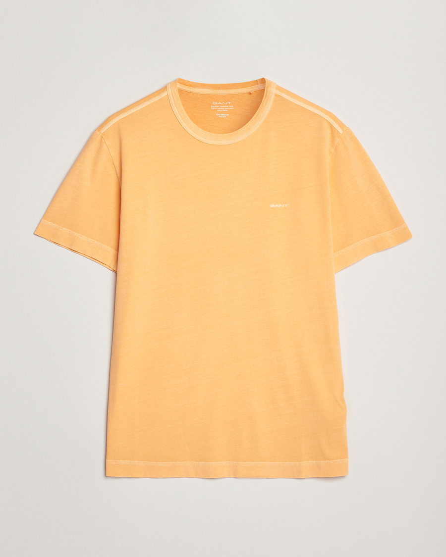 Men | T-Shirts | GANT | Sunfaded T-Shirt Peachy Orange