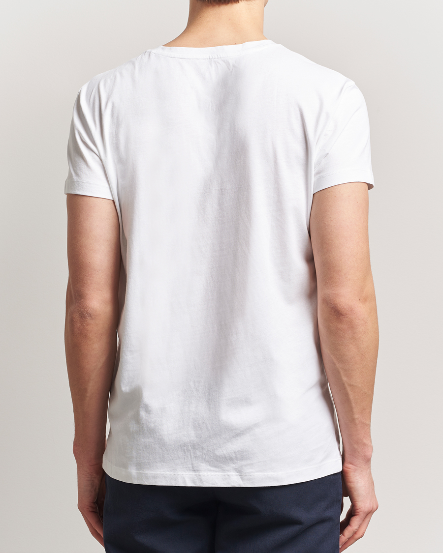 Men | T-Shirts | GANT | 2-Pack V-Neck T-shirt Navy/White