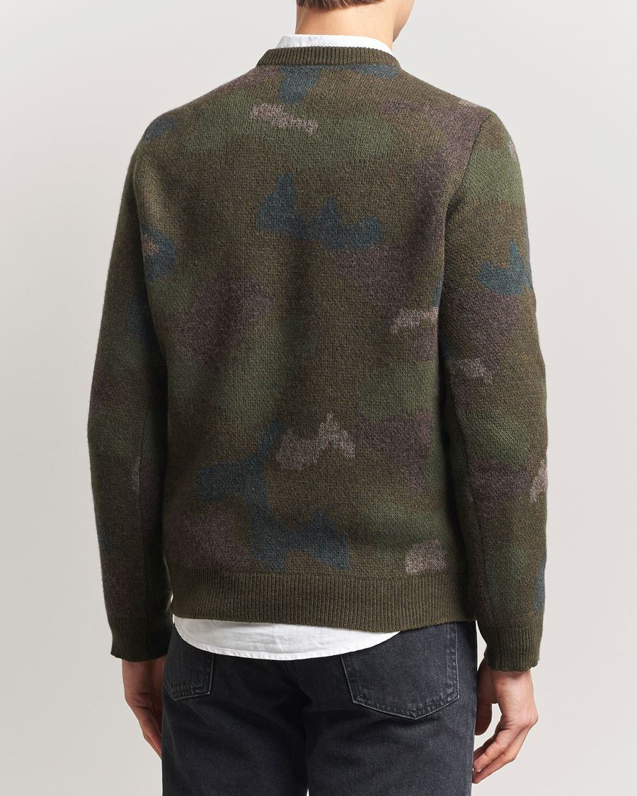 Men | Sweaters & Knitwear | Woolrich | Lambswool Crewneck by Todd Snyder Green Camo