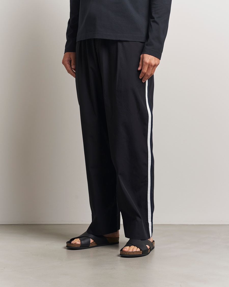 Men | Pyjamas & Robes | Tekla | Grosgrain Stripes Pyjama Pants All Black