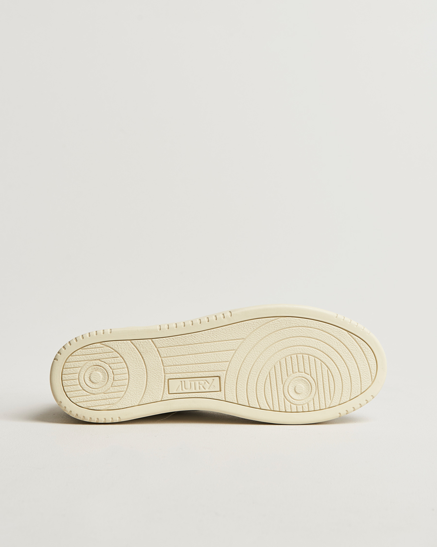Men | Sneakers | Autry | Medalist Low Super Soft Goat Leather Sneaker White/Grey
