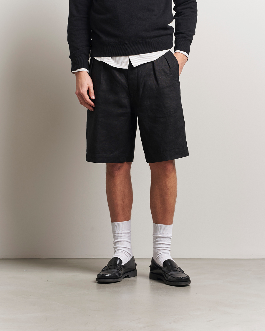 Men | Shorts | Sunflower | Pleated Linen Shorts Black