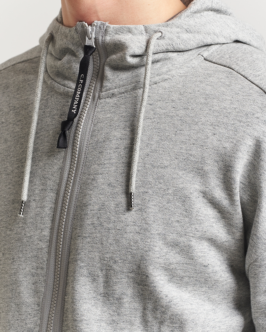 Men | Sweaters & Knitwear | C.P. Company | Diagonal Raised Fleece Full Zip Goggle Hoodie Grey