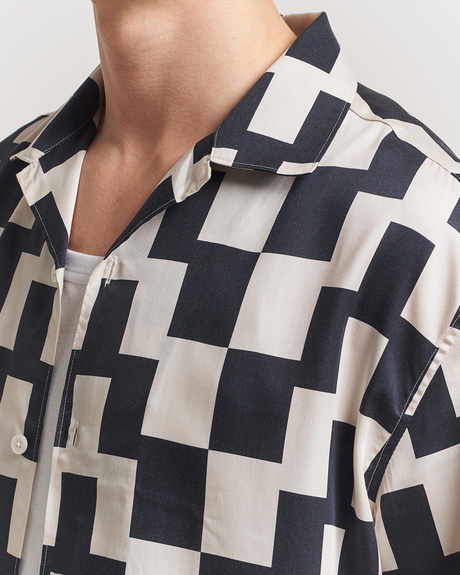 Men | Shirts | J.Lindeberg | Ellis Stack Bridge Print Shirt Black