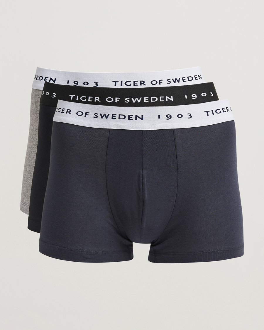 Men | Underwear & Socks | Tiger of Sweden | Hermod Cotton 3-Pack Boxer Brief Black/Navy/Grey