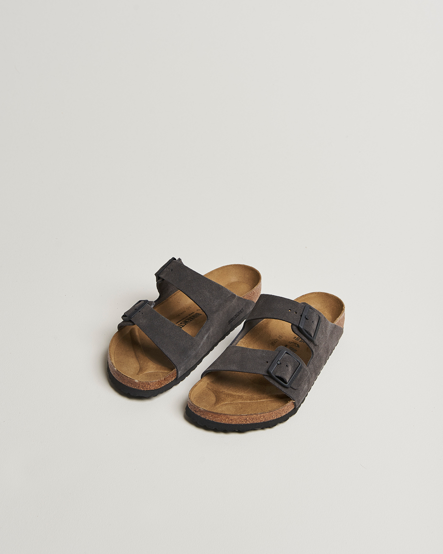 Men | Sandals & Slides | BIRKENSTOCK | Arizona Classic Footbed Velvet Grey Suede