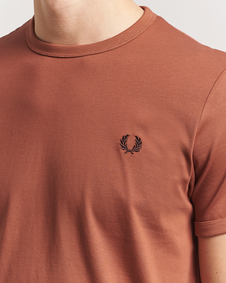 Men | T-Shirts | Fred Perry | Ringer T-Shirt Cinnamon Brown