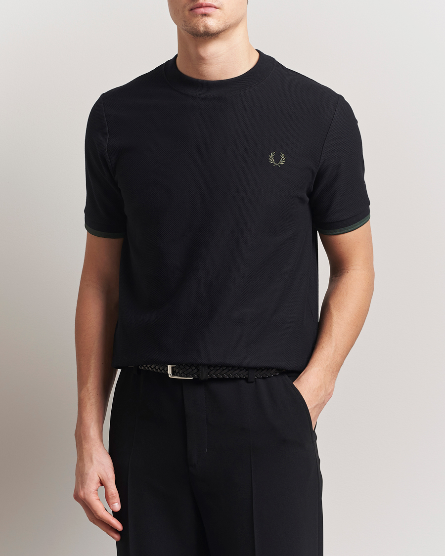 Men | T-Shirts | Fred Perry | Tipped Cuff Pique T-Shirt Black