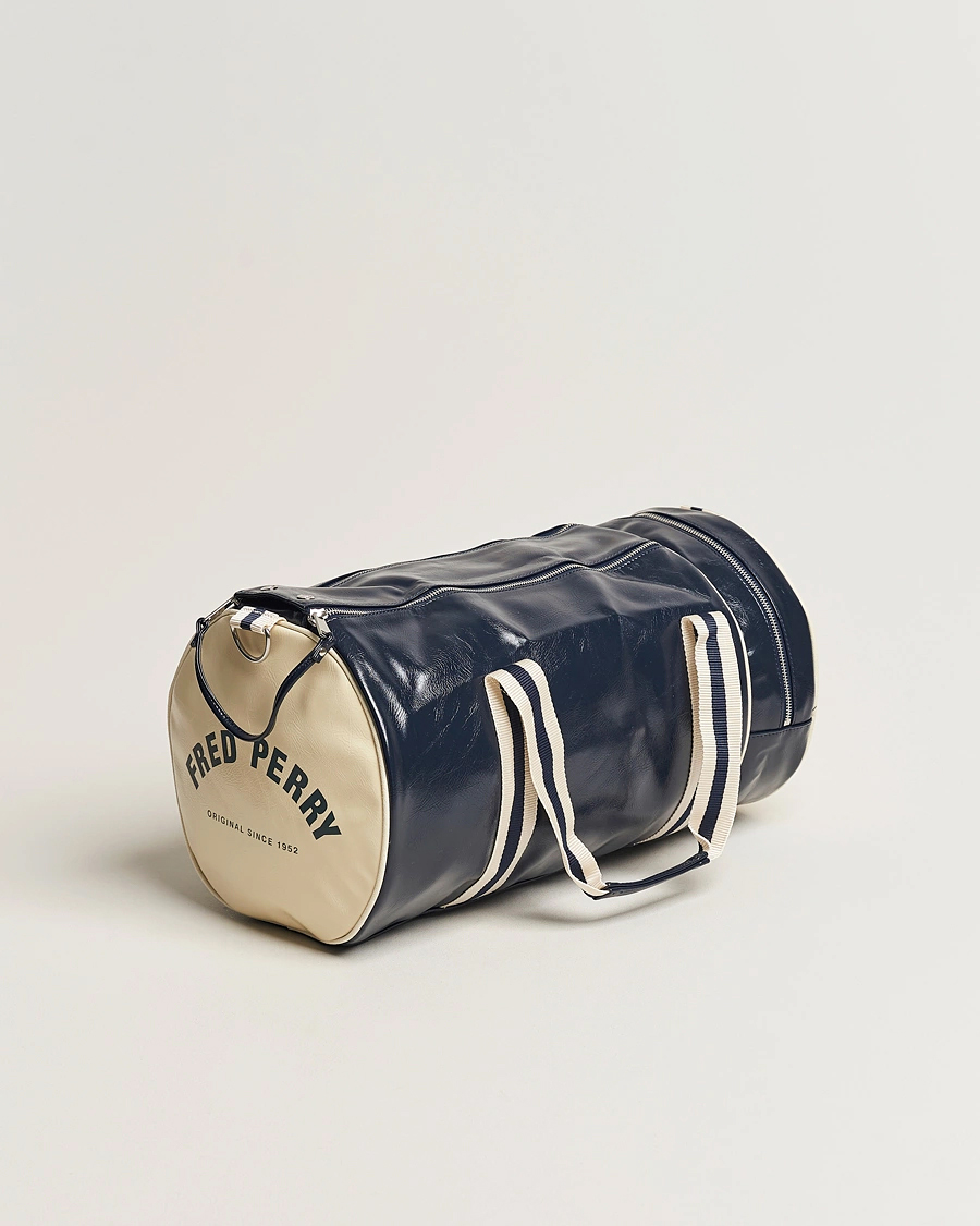 Men | Bags | Fred Perry | Classic Barrel Bag Navy/Ecru