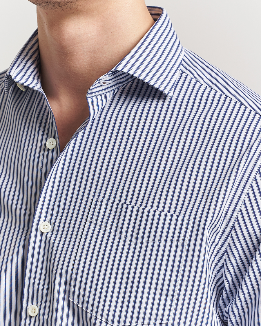 Men | Shirts | Oscar Jacobson | Wide Spread Washed Stripe Shirt White/Blue