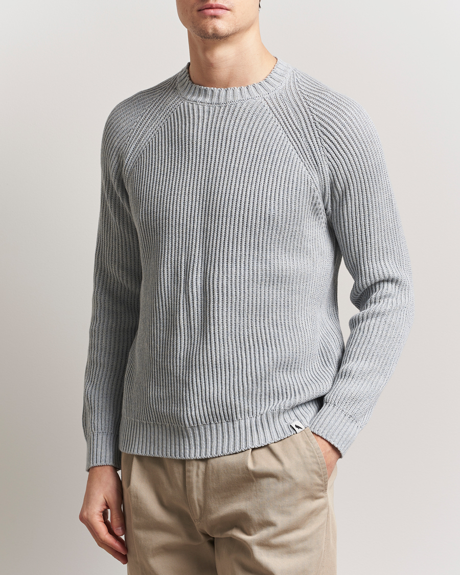 Men | Sweaters & Knitwear | Peregrine | Harry Organic Cotton Sweater Washed Denim
