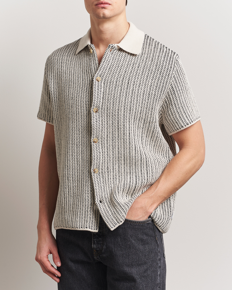 Men | Shirts | LES DEUX | Easton Knitted Short Sleeve Shirt Ivory/Black