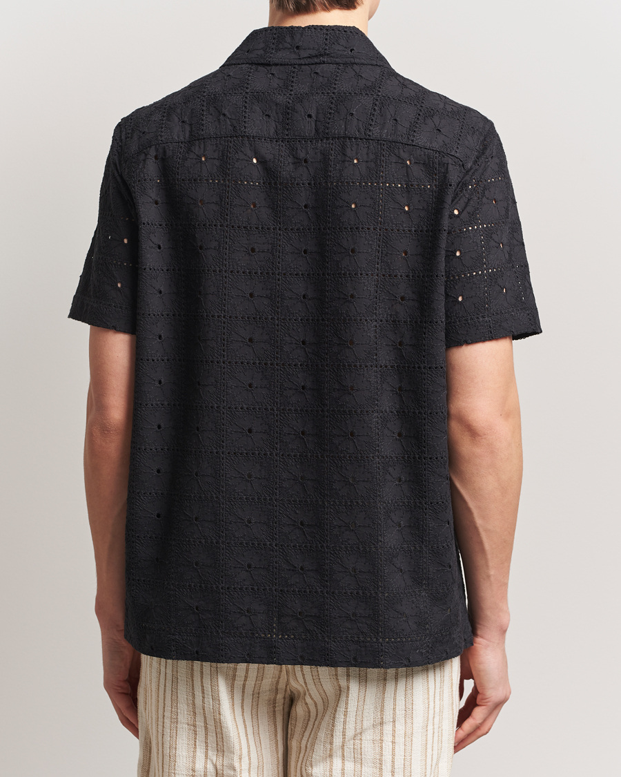 Men | Shirts | LES DEUX | Hector Anglaise Short Sleeve Shirt Black
