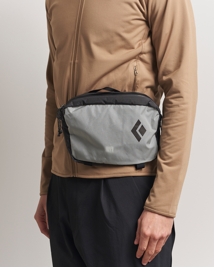 Men | Bags | Black Diamond | Beta Light Satellite Bag Black/Alloy