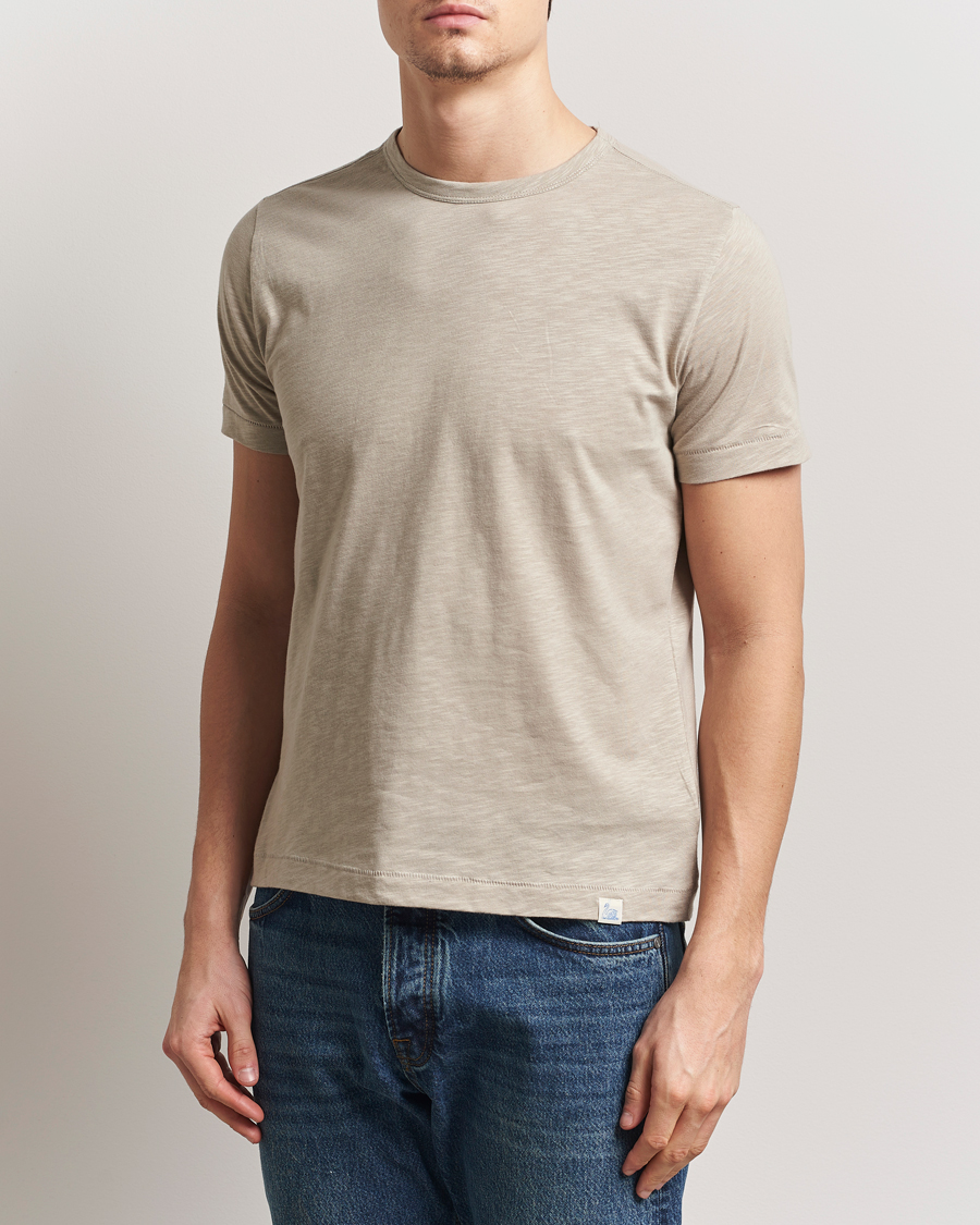 Men | T-Shirts | Merz b. Schwanen | Organic Pima Cotton Slub Crew Neck T-Shirt Greige