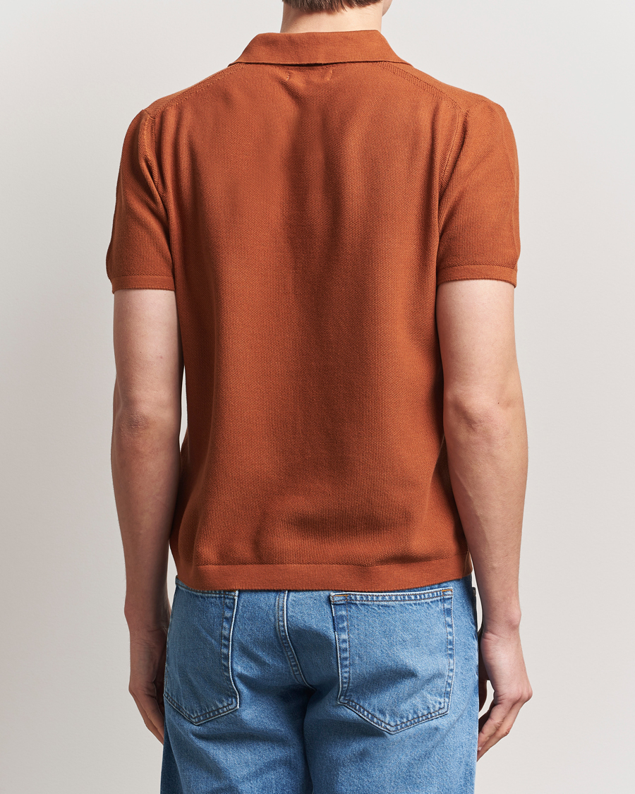 Men | Polo Shirts | Merz b. Schwanen | Relaxed Fit Knitted Polo Caramel