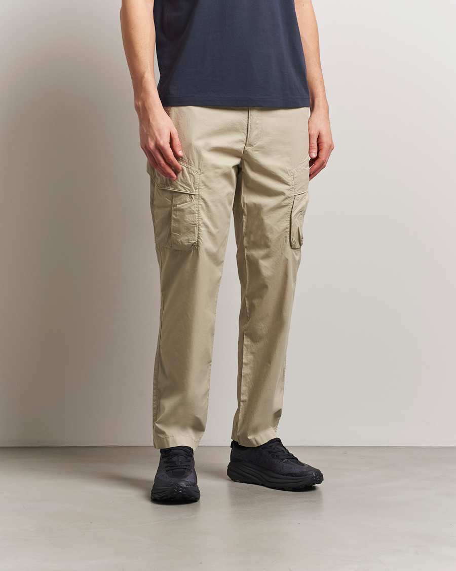 Men | Trousers | Parajumpers | Edmund Garment Dyed Twill Cargo Pants Asparagus
