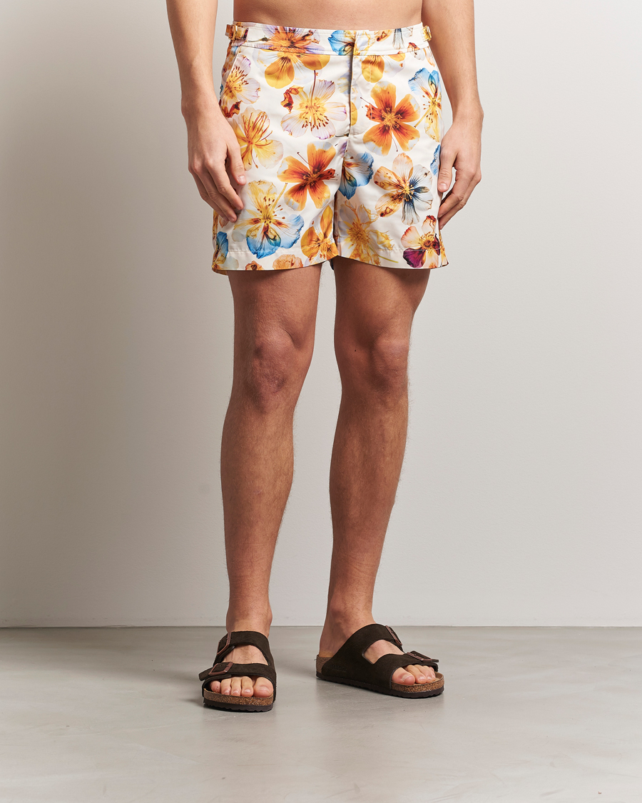 Men | Swimwear | Orlebar Brown | Bulldog Oshibana Printed Swimshorts White Sand