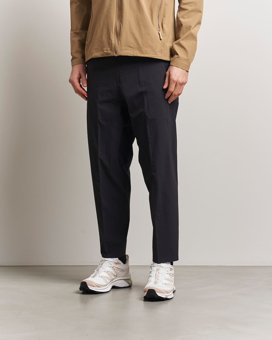 Men | Trousers | Arc'teryx Veilance | Secant Lightweight Casual Pants Black