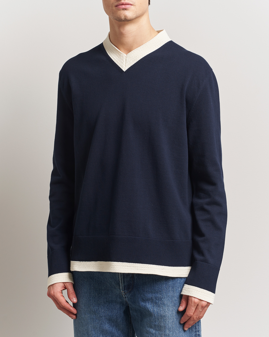 Men | Sweaters & Knitwear | Jil Sander | Contrast Trim V-Neck Sweater Navy