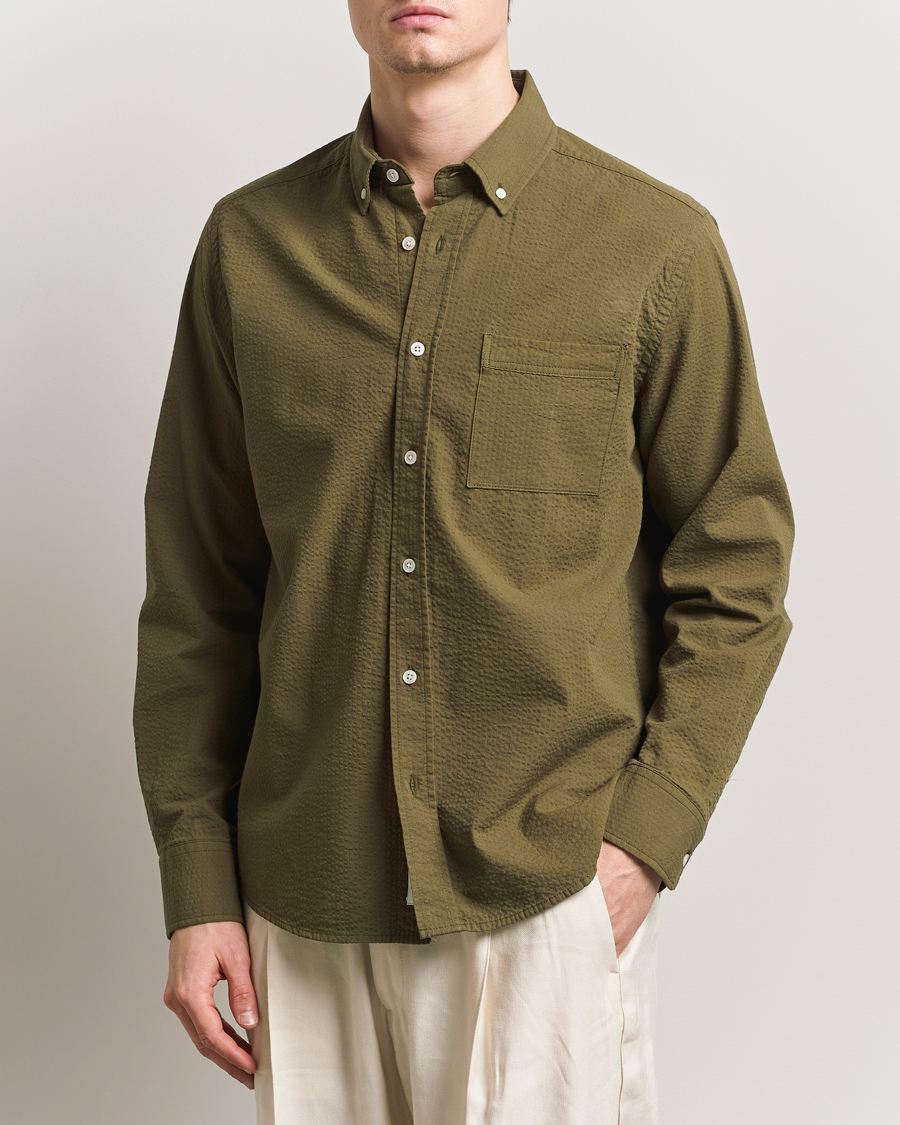 Men | Shirts | Forét | Hornet Seersucker Shirt Army