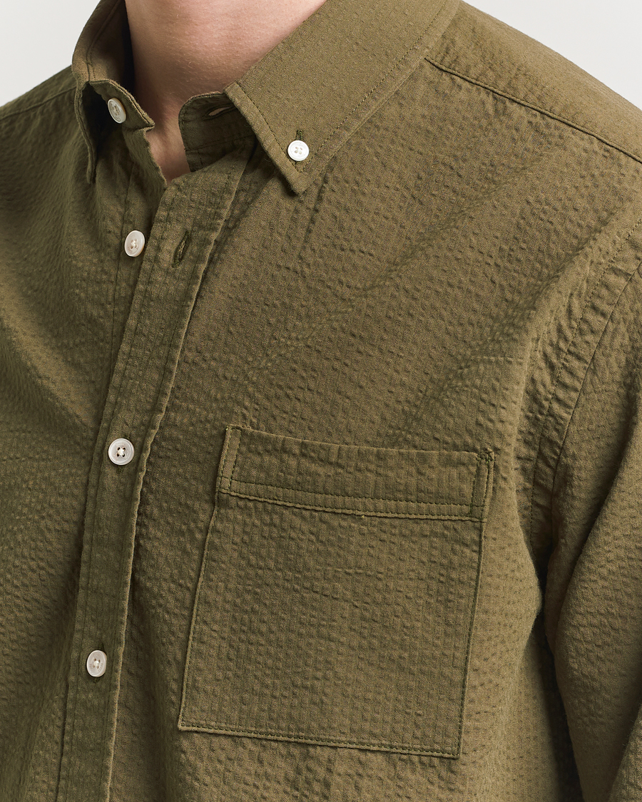 Men | Shirts | Forét | Hornet Seersucker Shirt Army