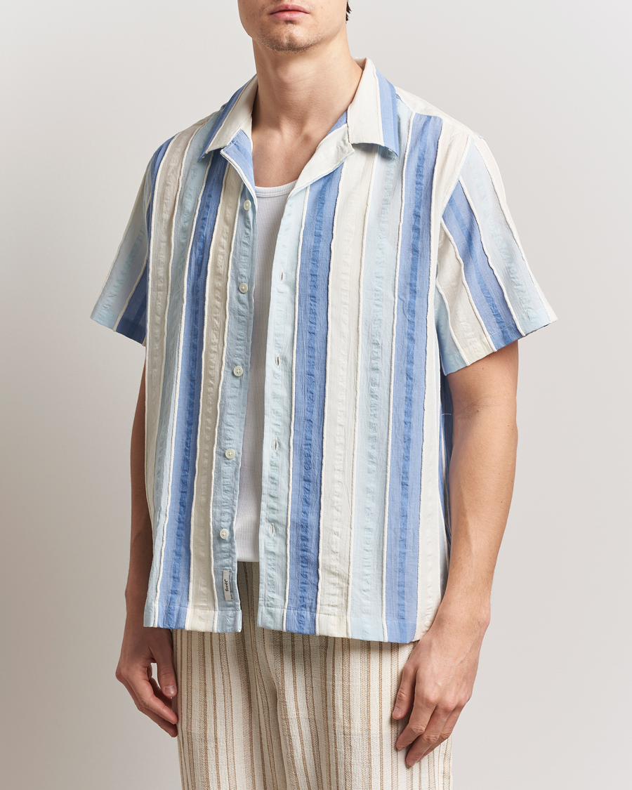 Men | Shirts | Forét | Peer Jaquard Short Sleeve Shirt Blue