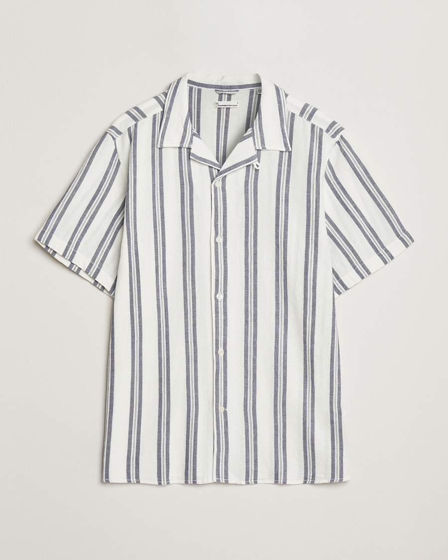 Men | Shirts | KnowledgeCotton Apparel | Box Short Sleeve Stripe Shirt Blue