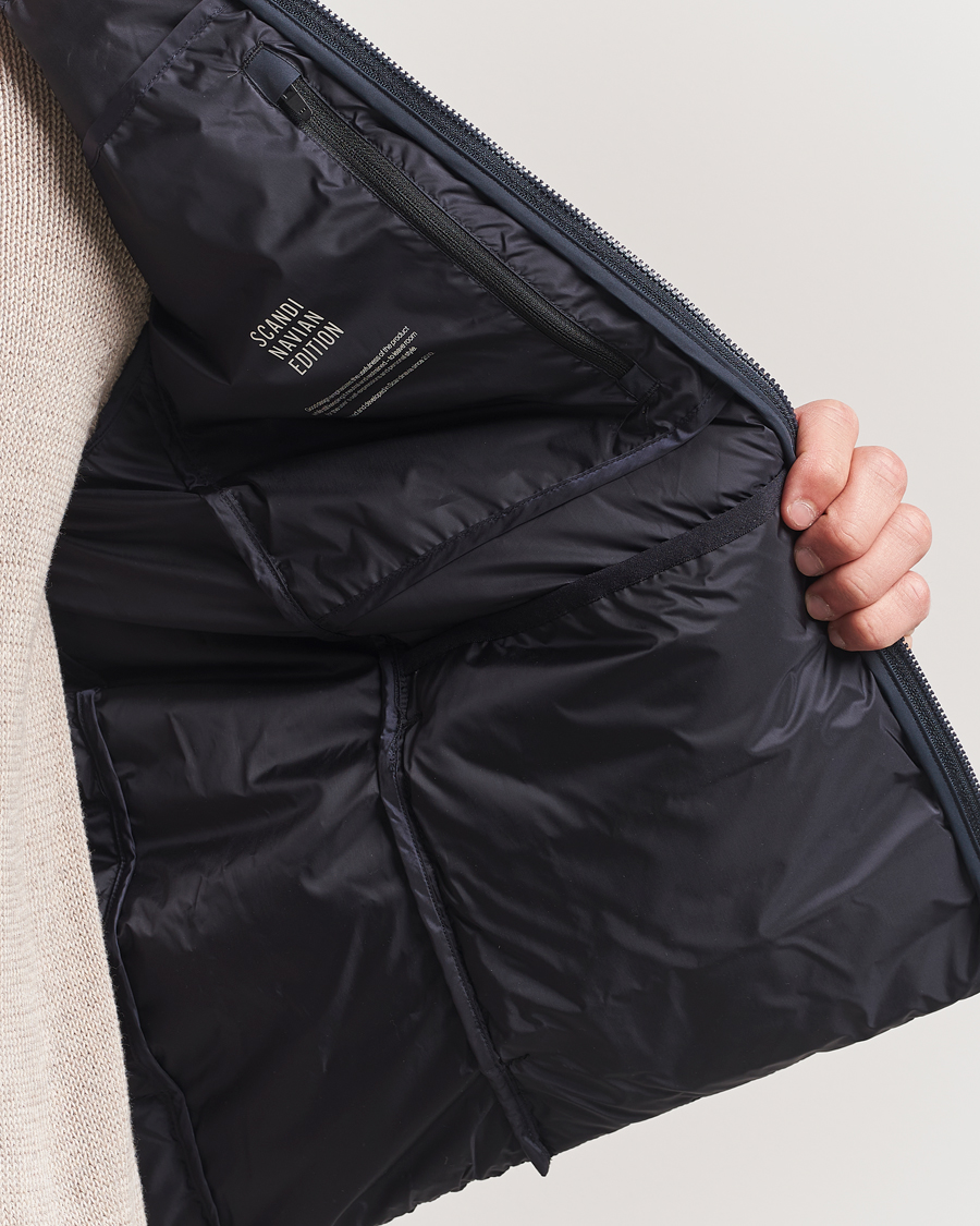 Men | Gilets | Scandinavian Edition | Ratio II Down Padded Vest Midnight Blue