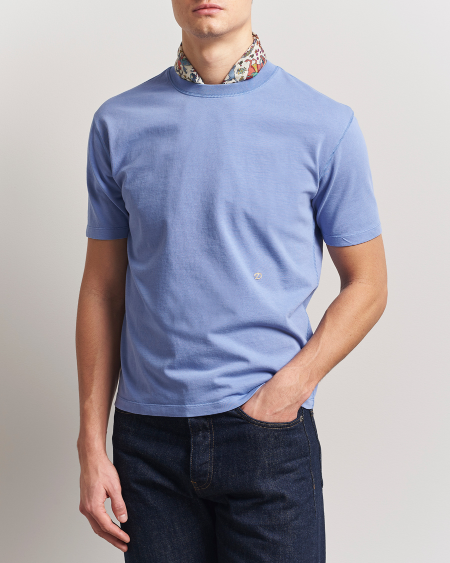 Men | T-Shirts | Drake's | Embroidered Hiking T-Shirt Lavender Blue