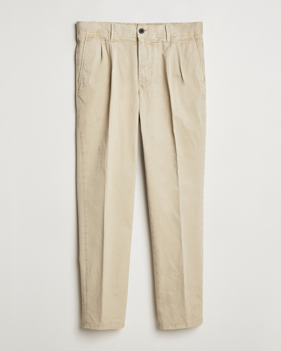 Men | Trousers | Incotex | Tapered Fit Pleated Slacks Light Beige