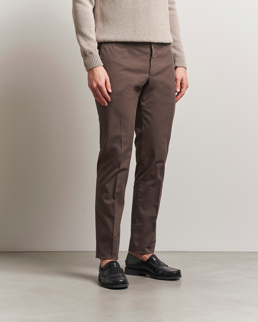Men | Trousers | Incotex | Slim Fit Comfort Chinos Brown