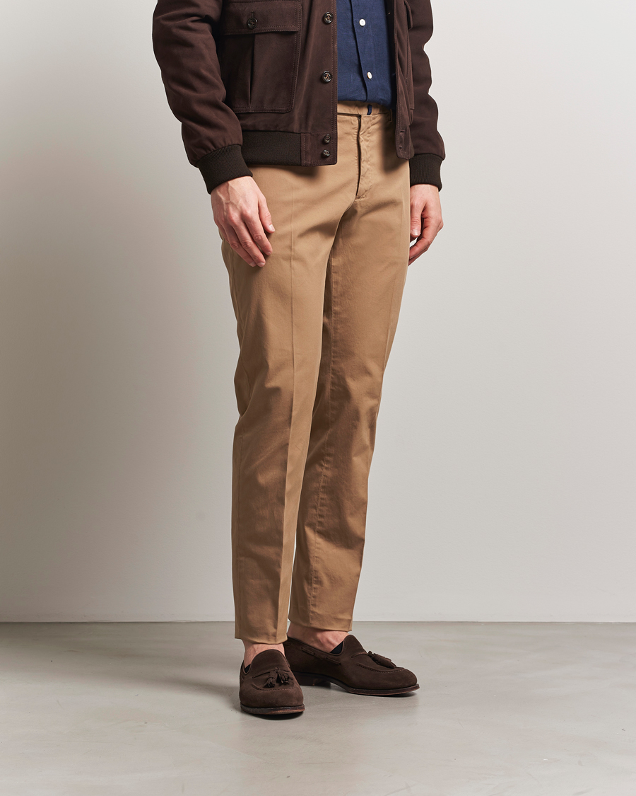 Men | Trousers | Incotex | Slim Fit Comfort Chinos Beige