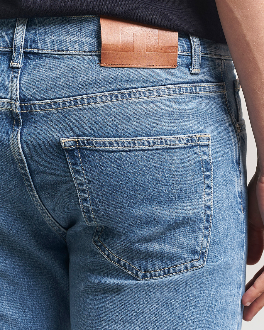 Men | Jeans | J.Lindeberg | Jax Light Wash Slim Jeans Light Blue