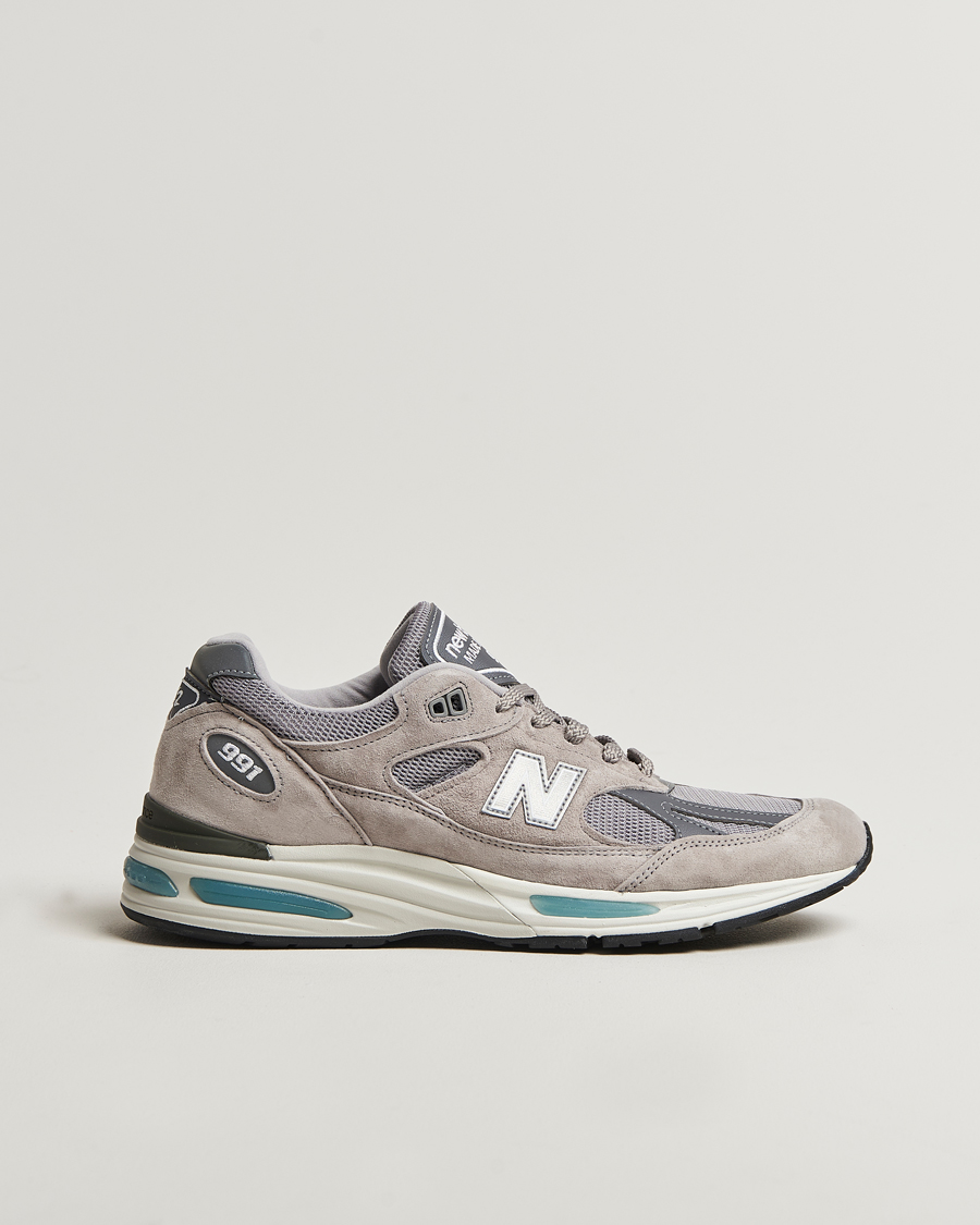 Men | Sneakers | New Balance Made In US & UK | New Balance Made in UK 991v2 Sneakers Grey