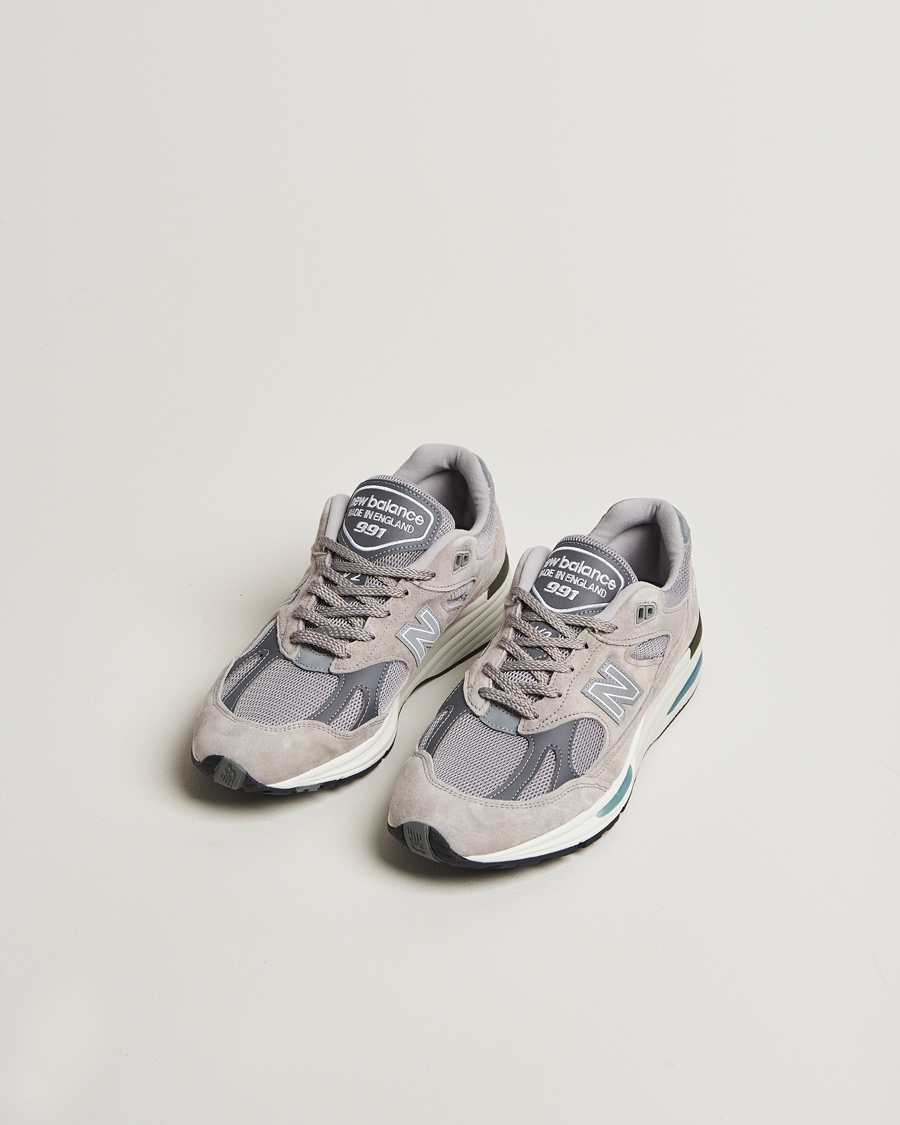 Men | Sneakers | New Balance Made In US & UK | New Balance Made in UK 991v2 Sneakers Grey
