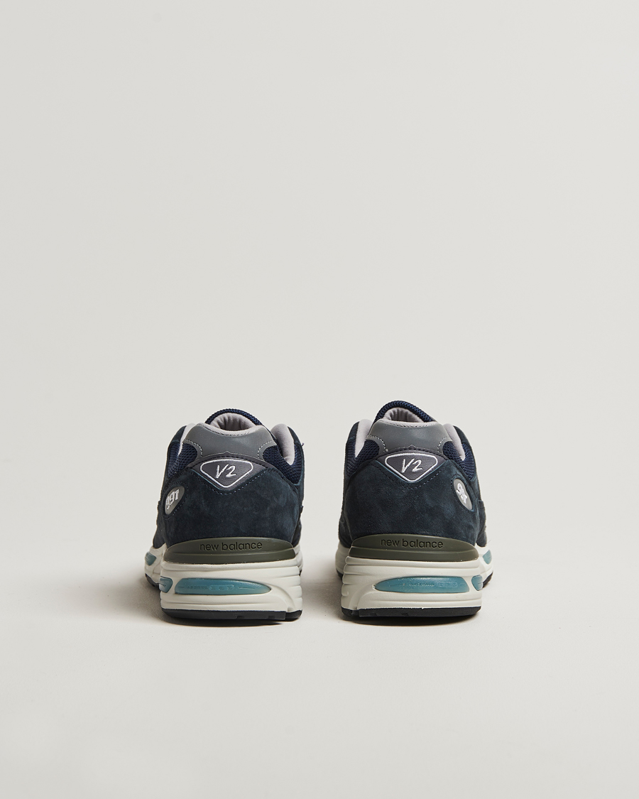 Men | Sneakers | New Balance Made In US & UK | New Balance Made in UK 991v2 Sneakers Navy