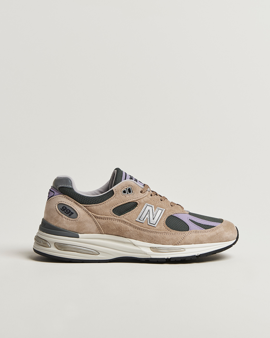 Men | Sneakers | New Balance Made In US & UK | New Balance Made in UK 991v2 Sneakers Cement