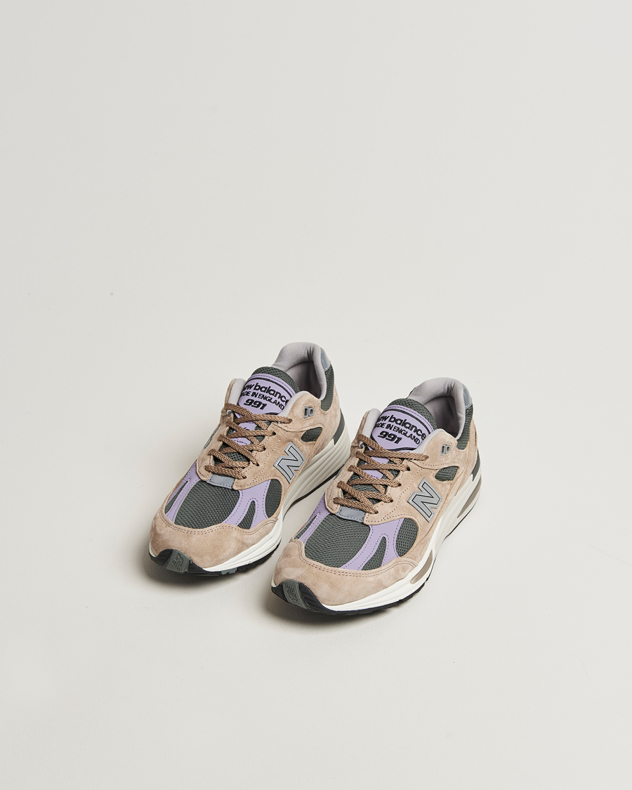 Men | Sneakers | New Balance Made In US & UK | New Balance Made in UK 991v2 Sneakers Cement