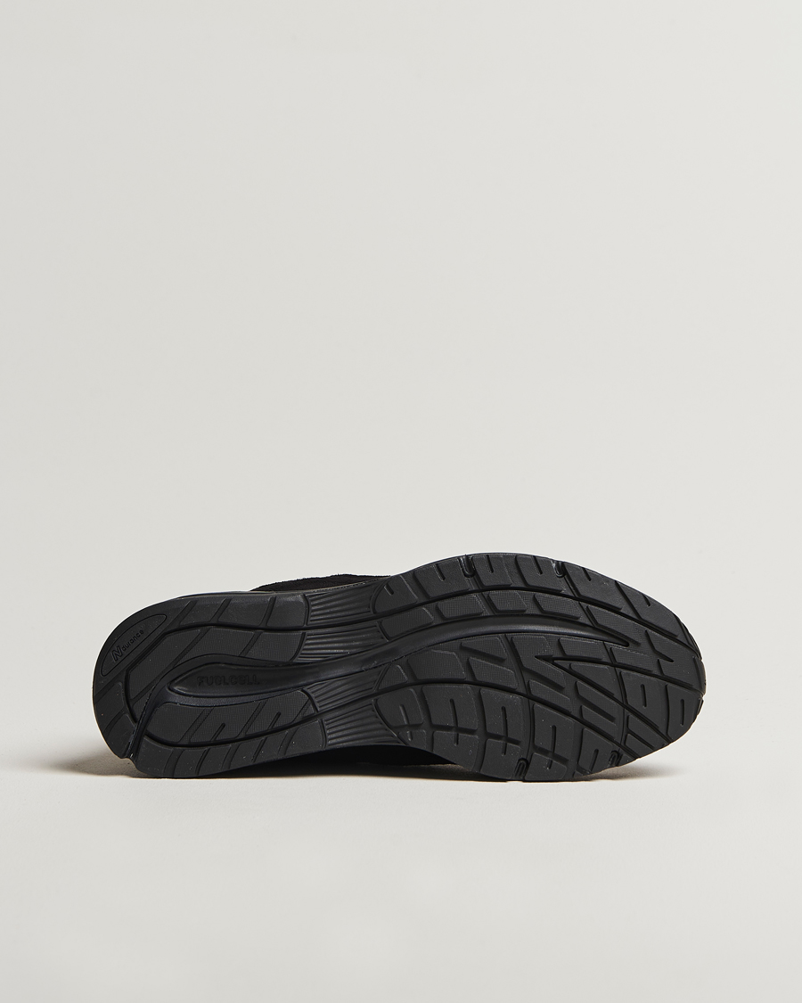 Men | Sneakers | New Balance Made In US & UK | New Balance Made in UK 991v2 Sneakers Black