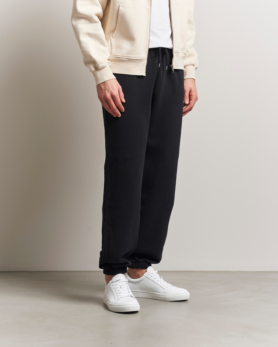 Men | Trousers | Colorful Standard | Classic Organic Sweatpants Deep Black
