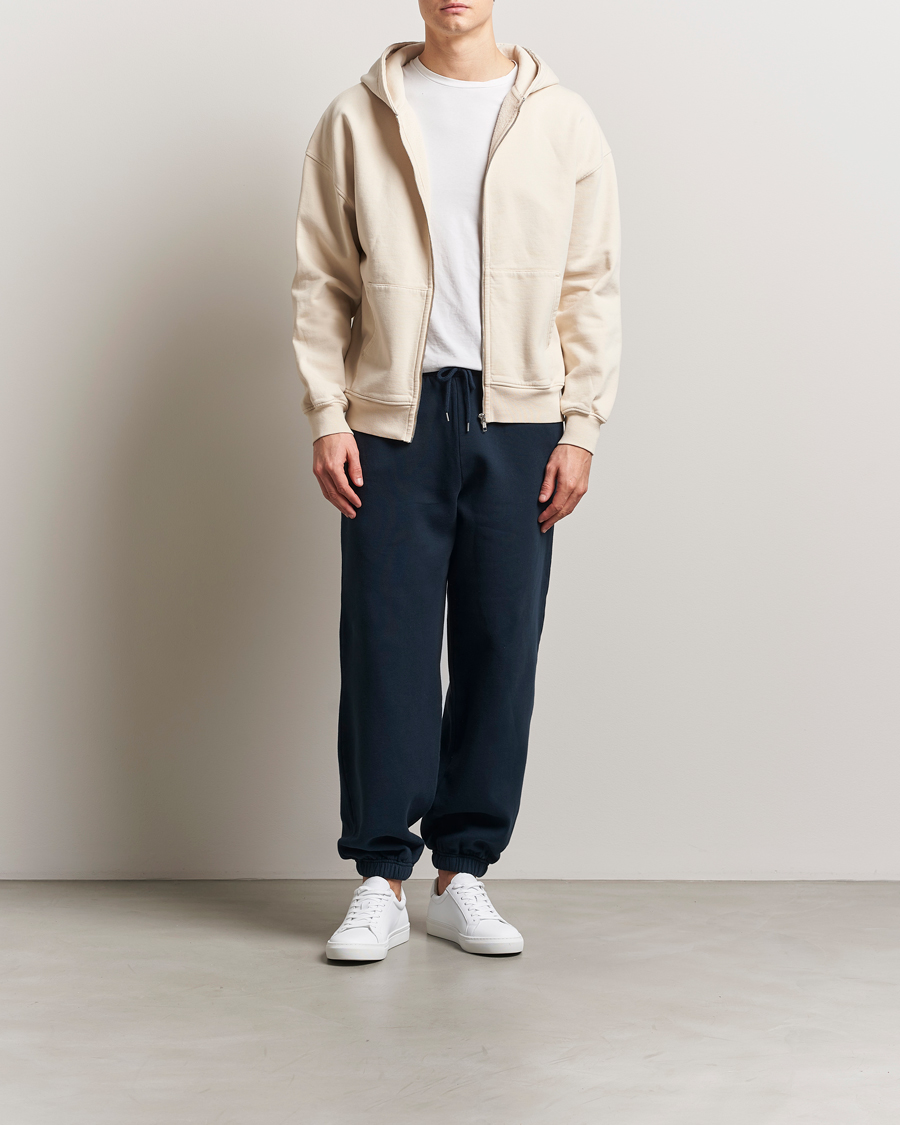 Men | Trousers | Colorful Standard | Classic Organic Sweatpants Navy Blue