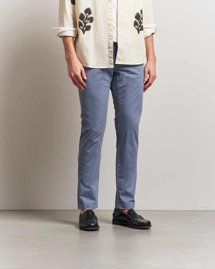 Men | Trousers | Jacob Cohën | Bobby Cotton Gabardine Chinos Azure