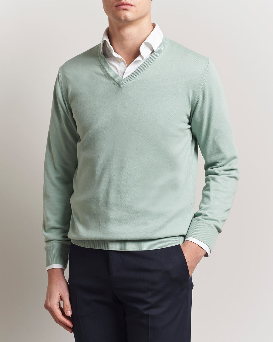 Men | Sweaters & Knitwear | Morgano | Supersoft Egyptian Cotton V-Neck Light Green