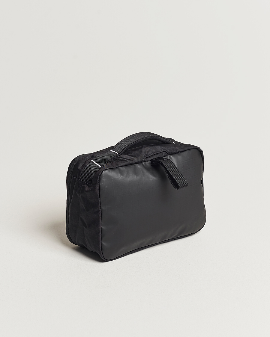 Men | Bags | The North Face | Base Camp Voyager Toiletry Kit Black