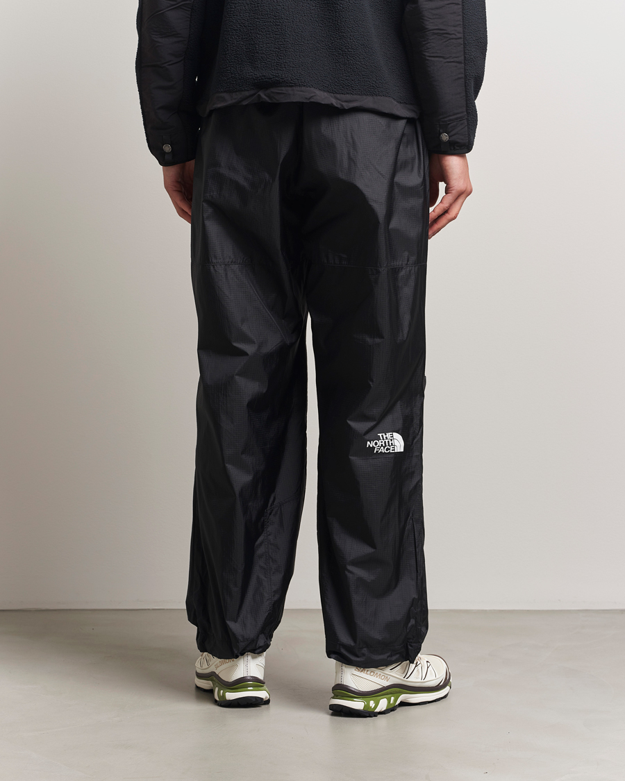 Men | Trousers | The North Face | NSE Wind Track Pants Black